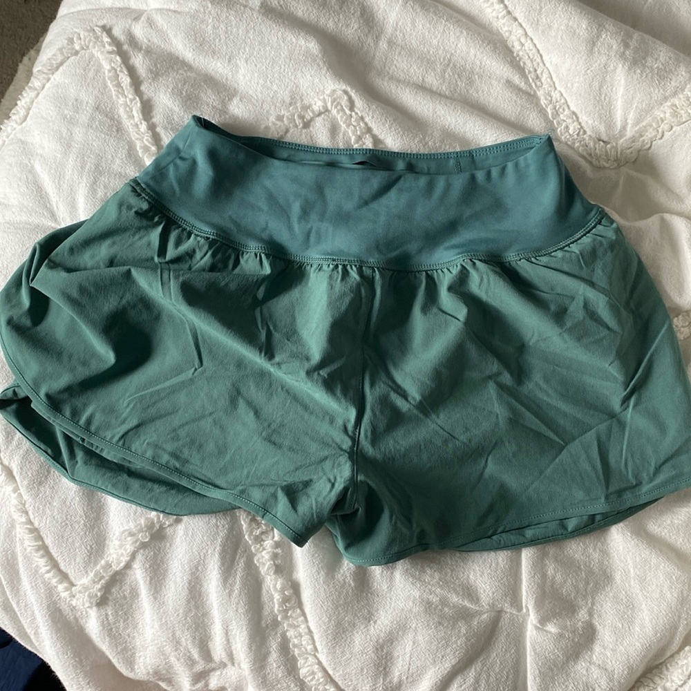 Girlfriend collective shorts